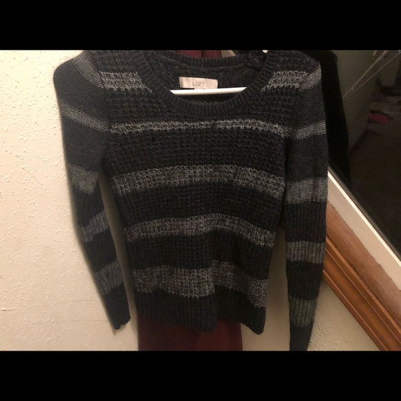 Loft Black and White  Sweater - Picture 2 of 2